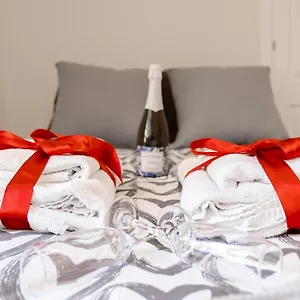 -malagasunapts- Historic Heart Of Aa Wifi Apartamento