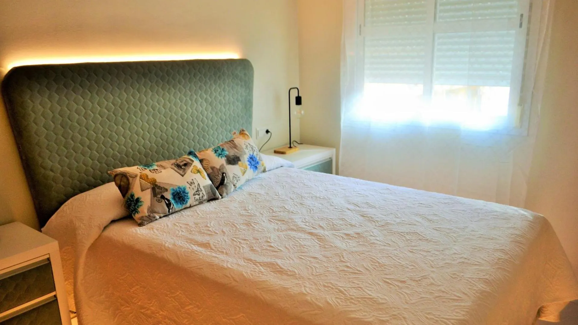 Centro Hospitales Saturno Apartment Malaga Spain
